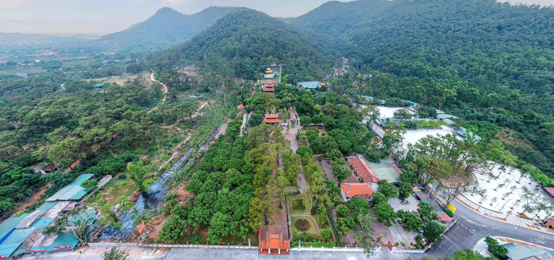 Chùa Côn Sơn